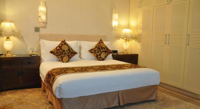 Jinrong International Hotel Sanghaj Kültér fotó